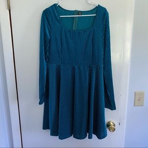 🚨LAST CHANCE: SHIEN Velvet/Sheer long sleeve dress